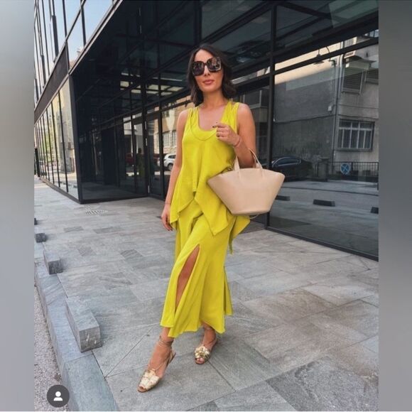 Zara flowy dress with cape NWT - Picture 1 of 7